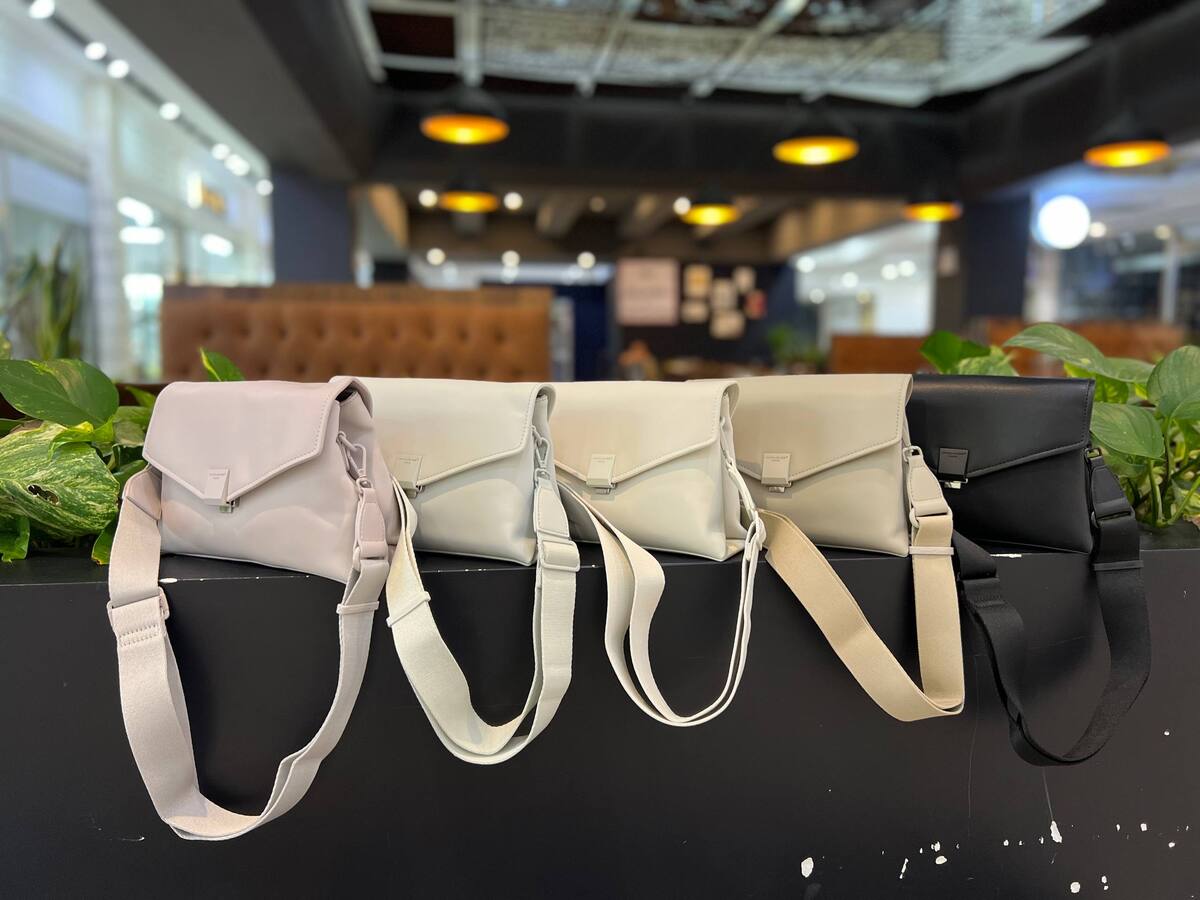 کیف دوشی زنانه DavidJones مدل CM8298