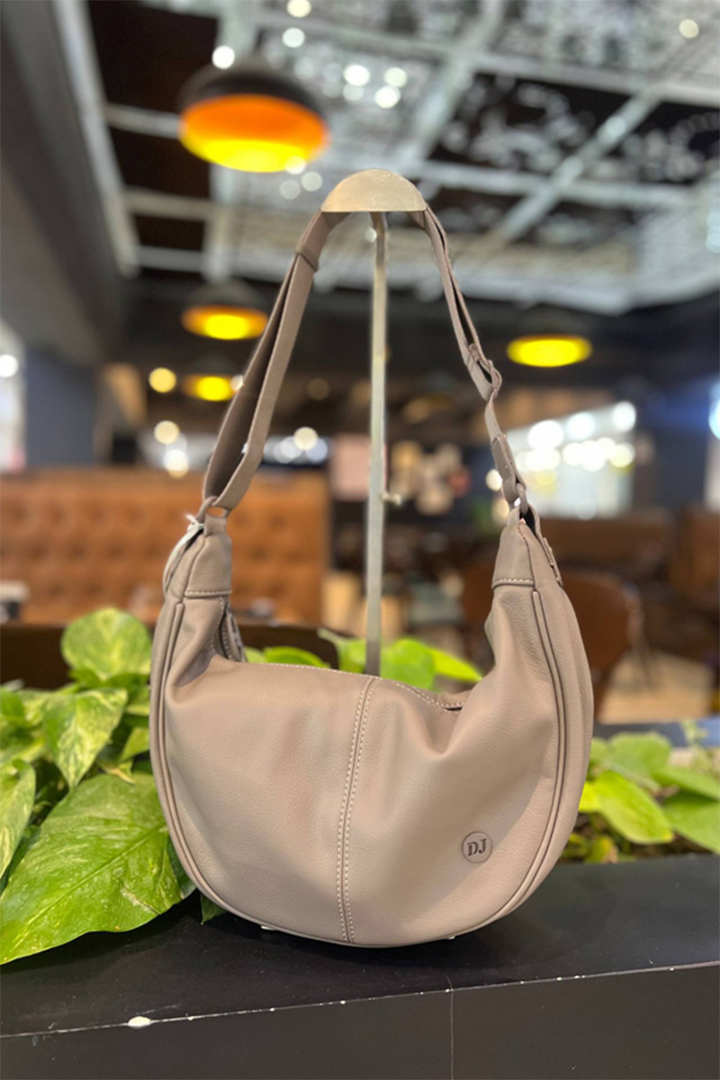 کیف دوشی زنانه DavidJones مدل CM7502